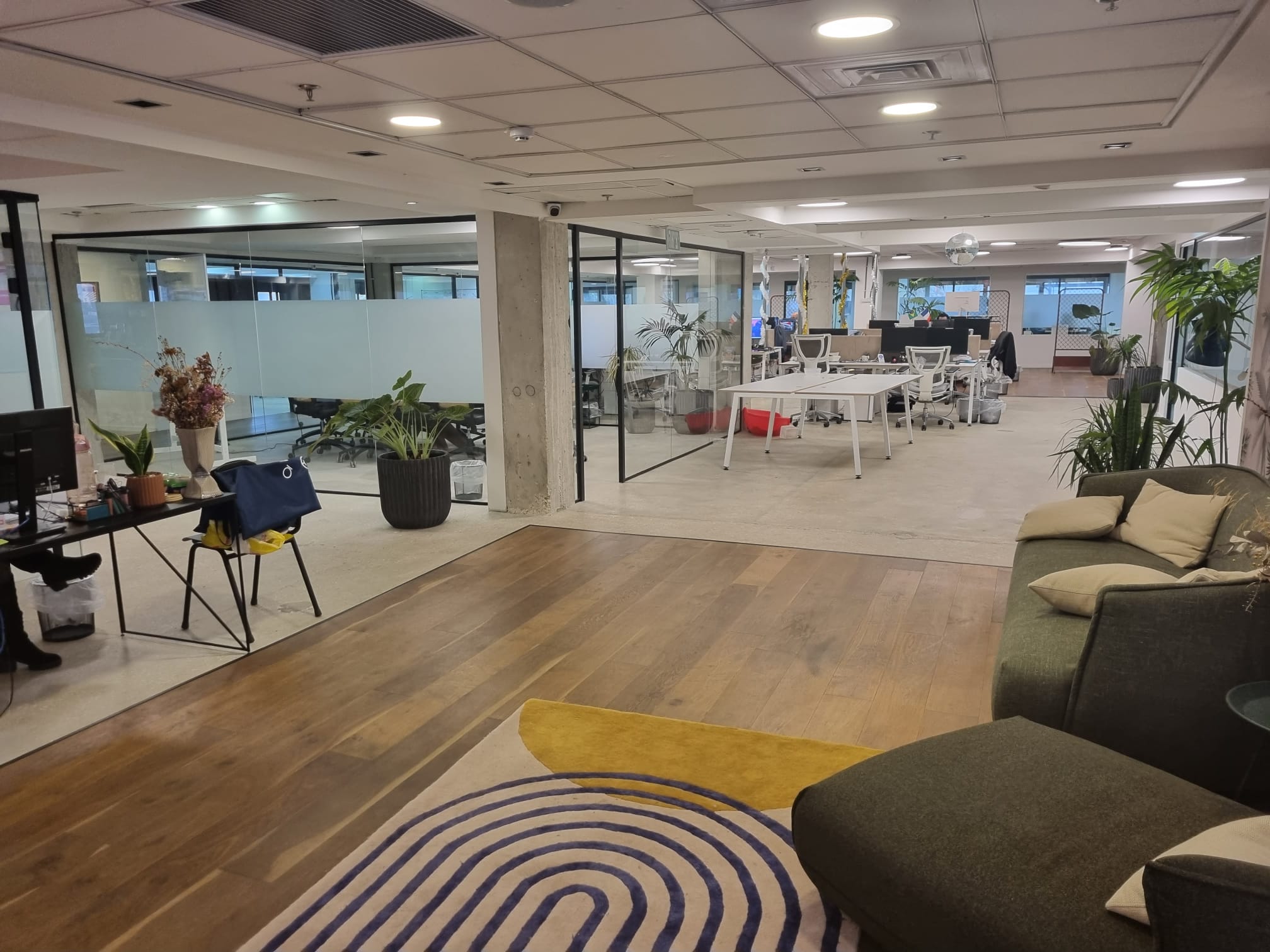 מרכזים 2000, כ- 754 מ"ר ברוטו, קומה 2